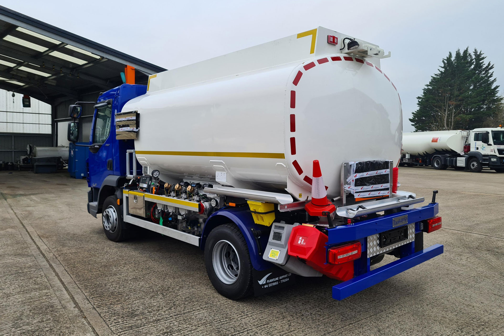 25883-post-paint-LHS-rear-3qtr-01 12T Off to Client